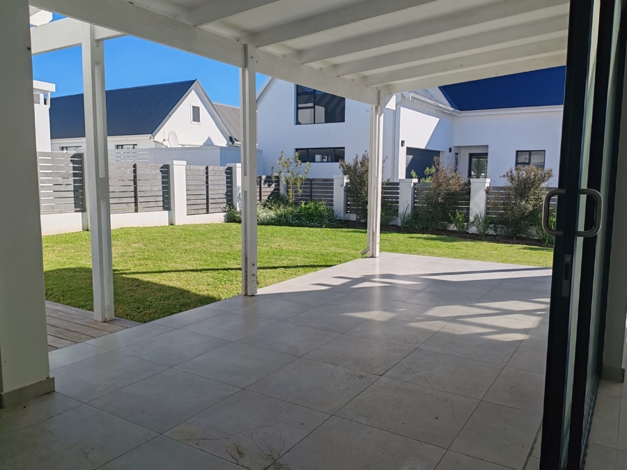 To Let 3 Bedroom Property for Rent in St Francis Links Eastern Cape